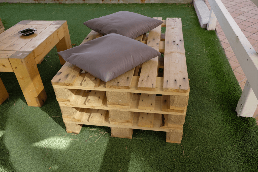 15 Uses for Wooden Pallets If You Want to Maximize Them