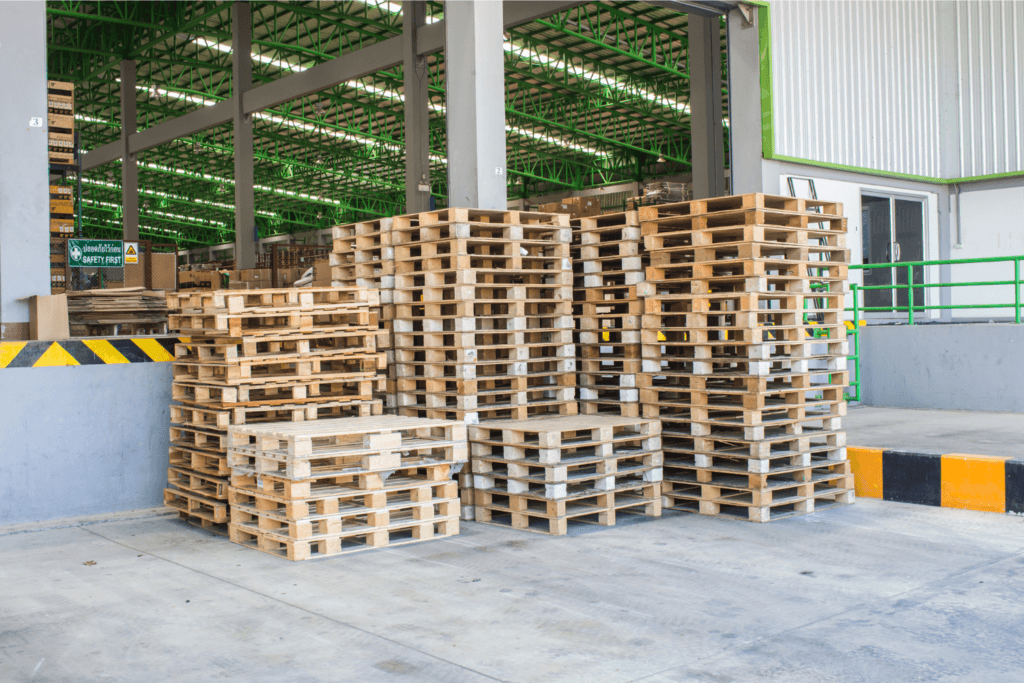 8 Best Places to Find Free Pallets Near You