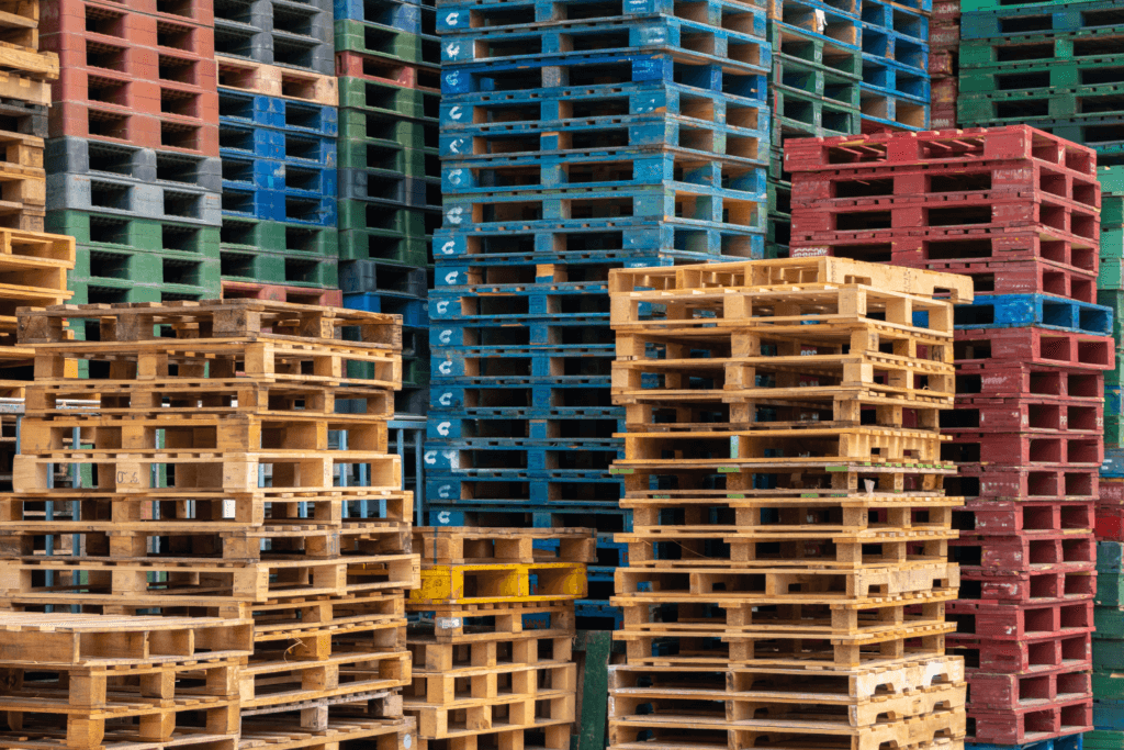 10 Factors That Affect the Cost of Pallets