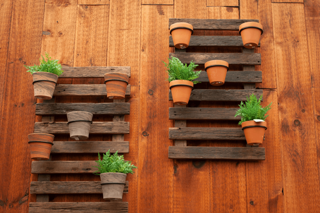 37 DIY Pallet Projects If You Feel Creative