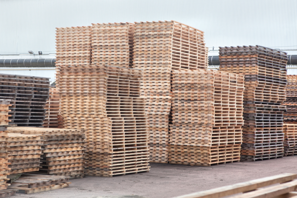 Fumigation or Heat Treatment for Pallets: Which Is Better?