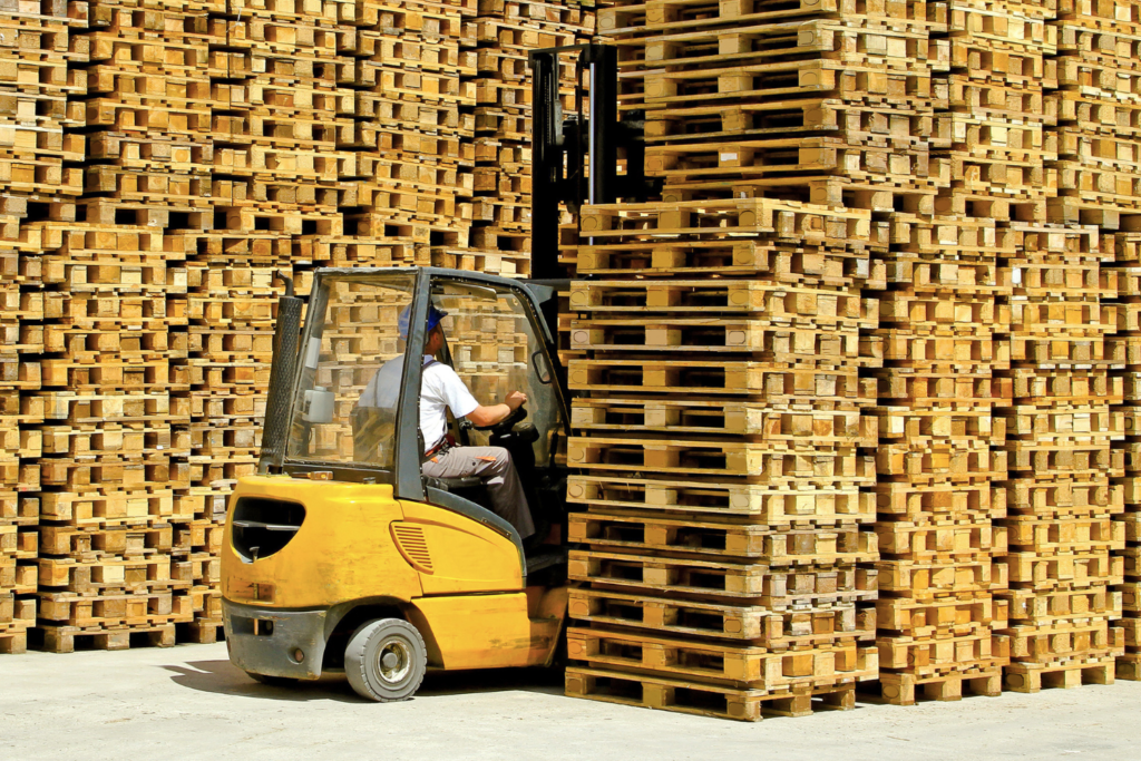 How to Choose Pallets for Your Shipment