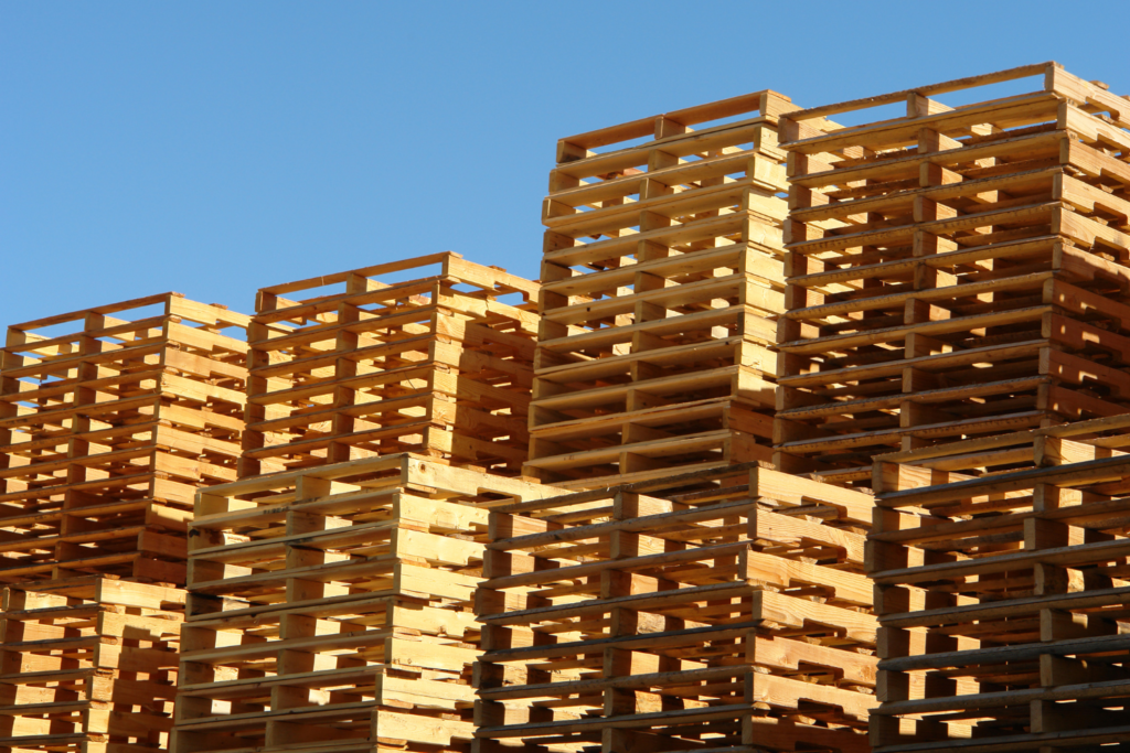 New vs. Recycled Pallets: The Ultimate Guide