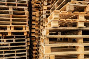 Stringer vs. Block Pallets: Materials, Durability, and Costs