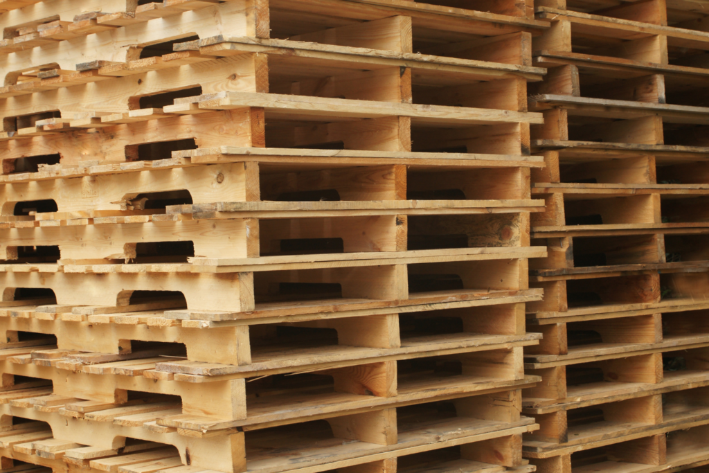 What Are Stringer Pallets? Materials, Uses, and More